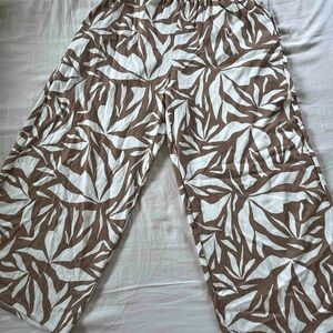 Brown and White Hawaiian Leaf Print Palazzo Pants
